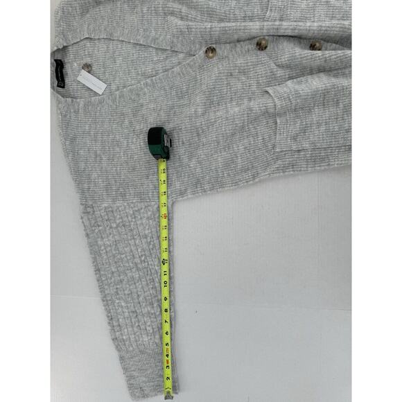 New York & Company Cardigan Sweater Sz L Cable Knit Grey Soft Cozy Preppy Casual - Picture 13 of 16